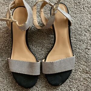 Ladies sandals size 6.5